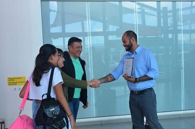 Private Roundtrip Transfer San Nicolaas Secrets Baby Beach Resort - In-Depth Review of the Private Transfer Experience