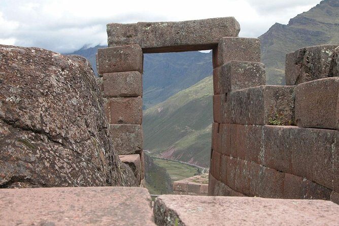 Private Tour to Pisac Market and Pisac Ruins - ALL INCLUSIVE - Starting Point: Awana Kancha
