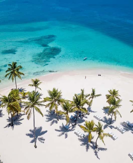 Private Tour to Samaná from Santo Domingo: Salto El Limón and Cayo Levantado - A Deep Dive into the Samaná Private Tour