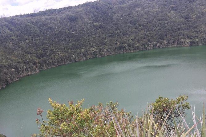 Private Tour to the Laguna de Guatavita + Salt Cathedral of Zipaquirá - Who is this tour best for?