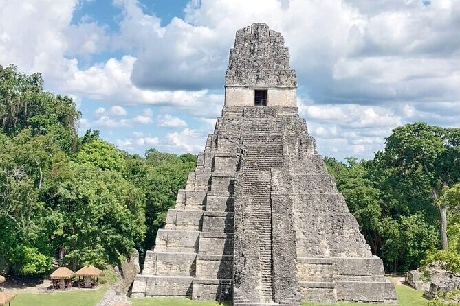 Private Tour to Tikal from Flores, all included. - Analyzing the Value