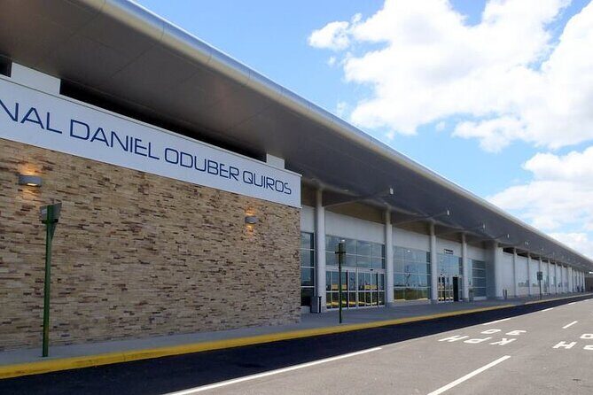 Private Transfer from Liberia Int Airport LIR to La Fortuna area - The Experience in Detail