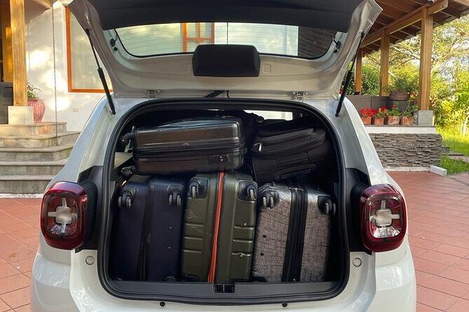 Private Transfer from Mariscal Sucre Airport to City Hotels - The Guts of the Experience