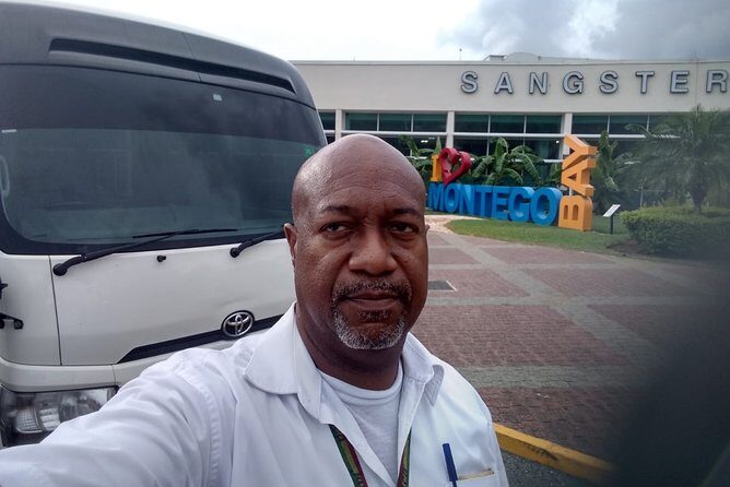 Private Transfer from Ocho Rios to Sangster Airport MBJ - Who is This Transfer Best For?