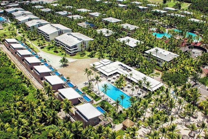 Private Transfer Punta Cana Airport to/from Catalonia Royal Bavaro - Who Should Consider This Transfer?