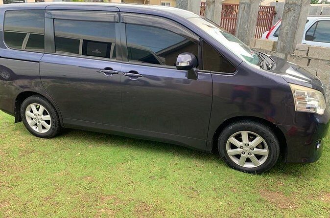 Private Transfers from Montego Bay Airport to Runaway Bay Hotels - Authentic Experiences in Every Ride