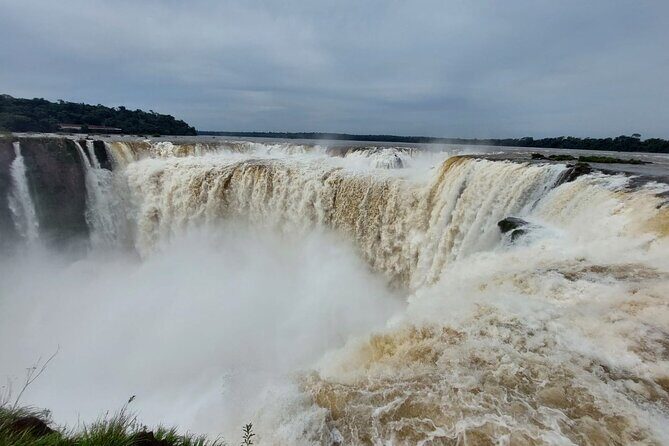Private Transfers Full Day Iguazú Falls - Transportation and Logistics