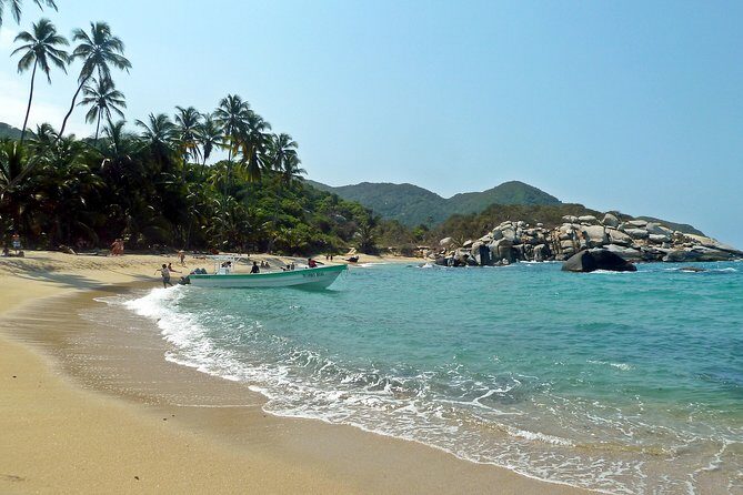 Private transportation service from Cartagena to hotel in Tayrona Park area - The Sum Up