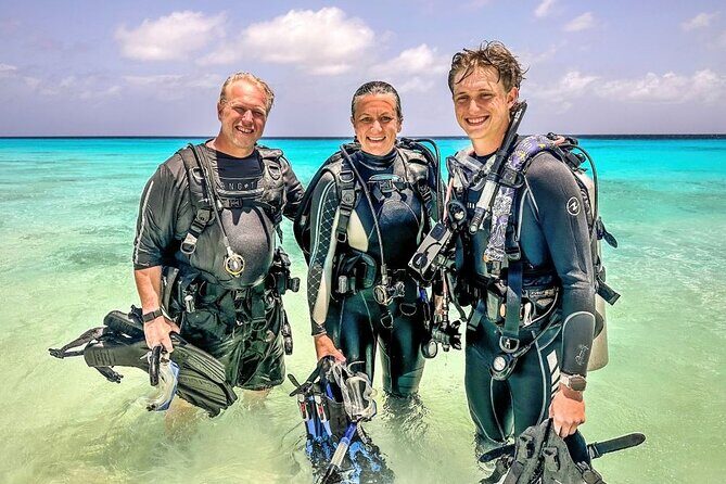 Private Two-Tank Shore Dive for Solo Cruise Travelers in Bonaire - Authenticity and Authentic Experiences