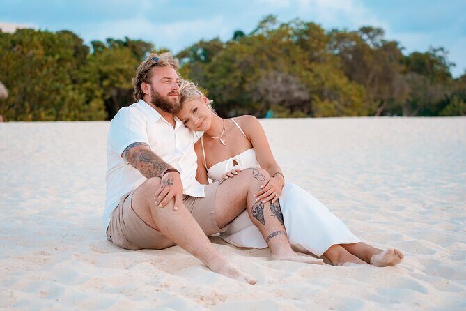 Private Vacation Photoshoot with Photographer in Nassau