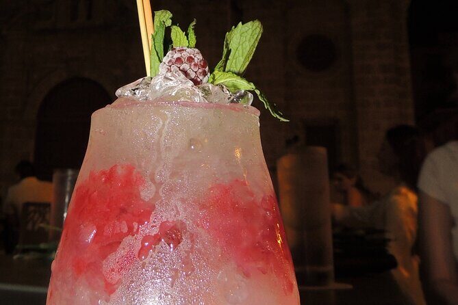 Pub Crawl - Authentic Experiences and Practical Details