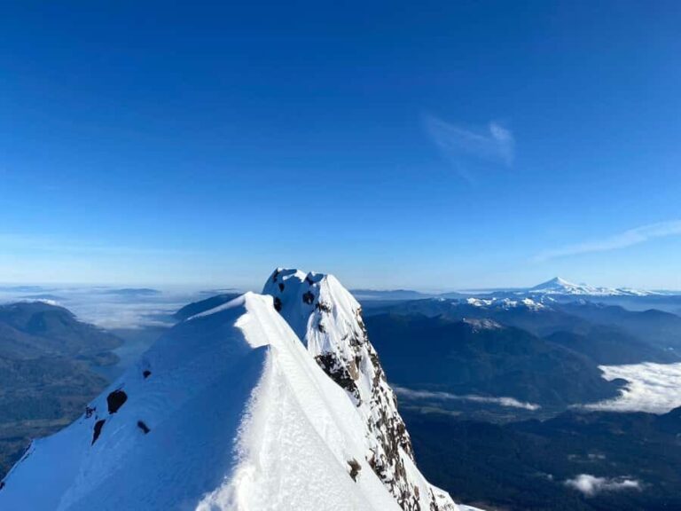 Pucón: Climbing "Mocho-Choshuenco Volcano". - Who Will Love This Tour?
