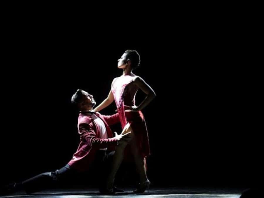 Puerto Iguazú: Madero Tango Show with Optional Dinner - A Closer Look at the Experience