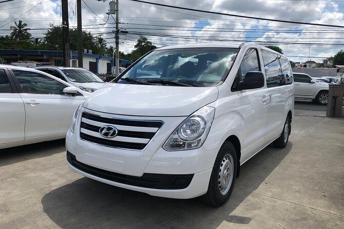 Puerto plata airport transfers to lifestyle resorts ect - The Vehicle and Comfort