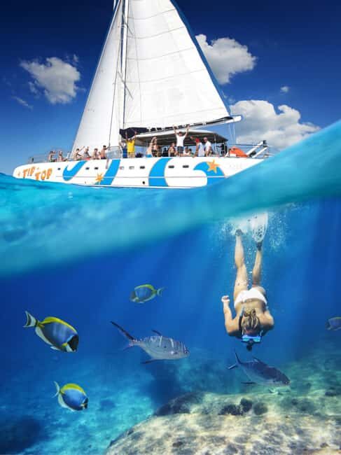 Puerto Plata: Sosúa Catamaran Day Trip with Lunch and Drinks - Is This Tour Right for You?