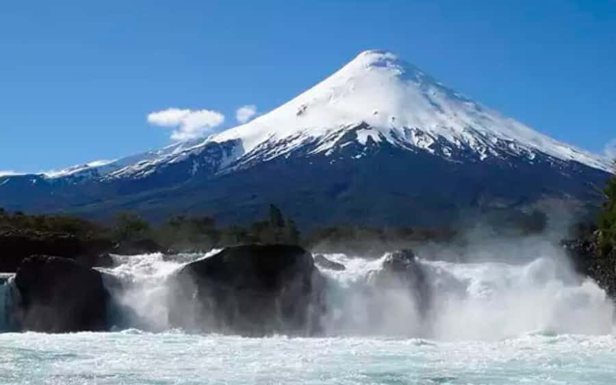Puerto Varas: Osorno Volcano Day Trip by Air-conditioned Van - A Detailed Look at the Osorno Volcano Day Trip