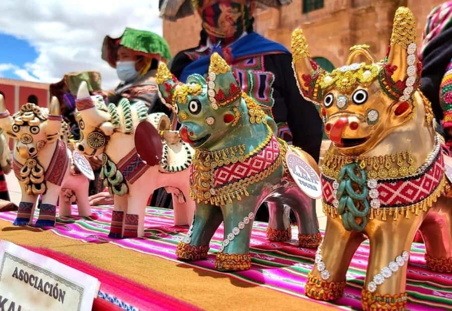 Puno: Route Of The Sun to Cusco with Lunch and Ticket Option - Transportation, Guides, and Overall Logistics