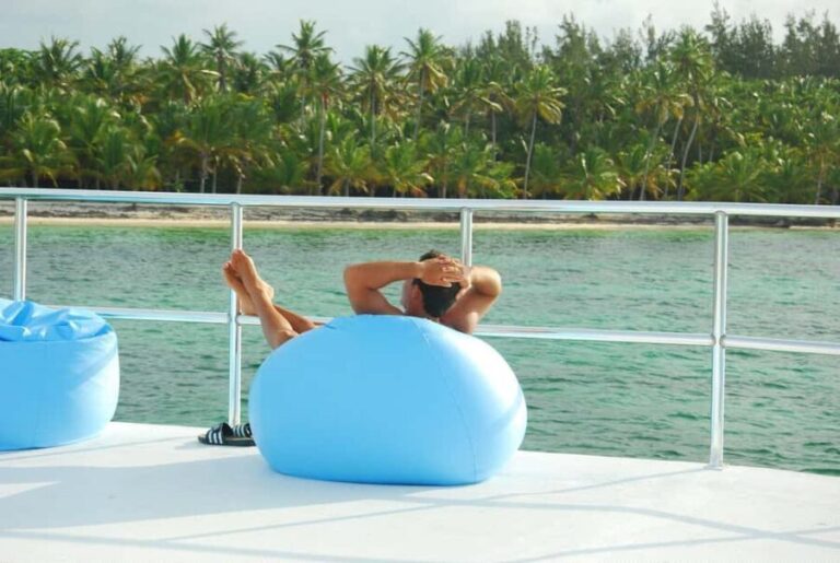 Punta Cana Floating Ocean Spa Experience with Massage & Yoga - Why This Tour Offers Good Value