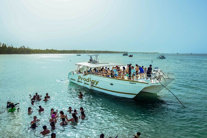 Punta Cana Party Boat and Open Bar (Adults only)