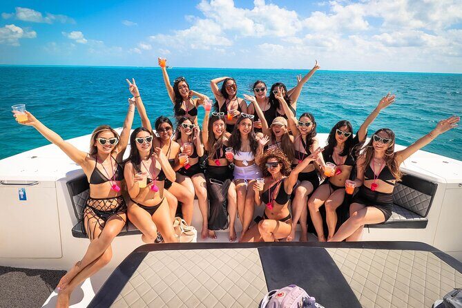 Punta Cana Private Catamaran Spring Break Party, Snorkel & BBQ
