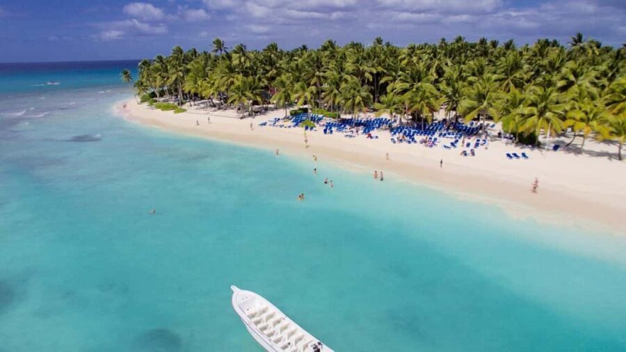 Punta Cana: Saona Island Boat Trip with Lunch - Who Should Consider This Tour?