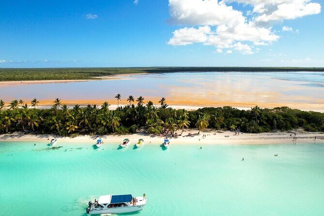 Punta Cana: Saona Island Catamaran Open Bar / Food Hotel Pickup