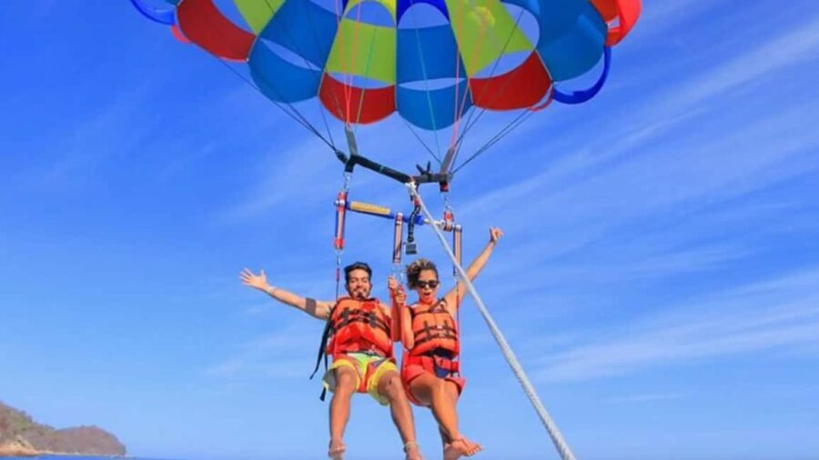 Punta Cana: The Parasailing Experience - What Does the Experience Look Like?