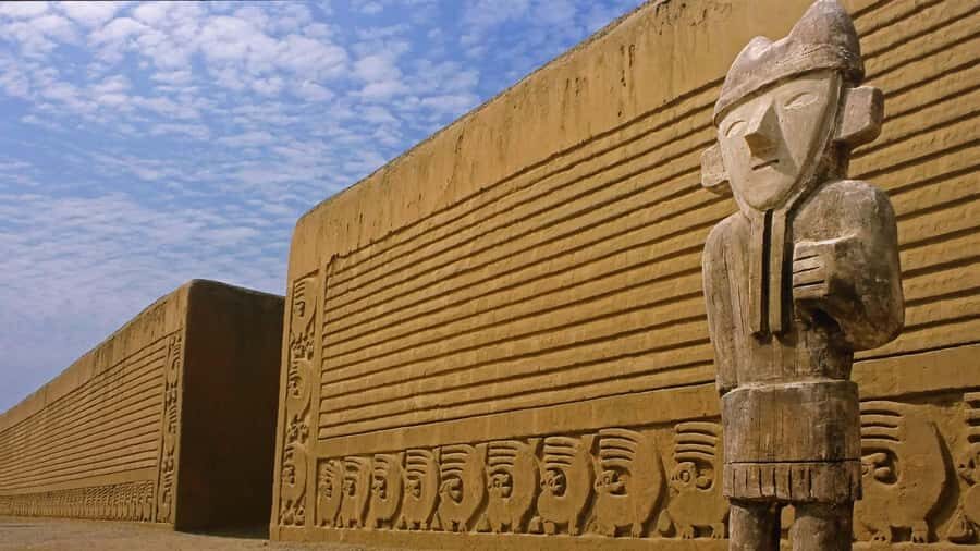 Pyramids of the Sun and the Moon, Huanchaco + Chan Chan - Why This Tour Delivers Great Value