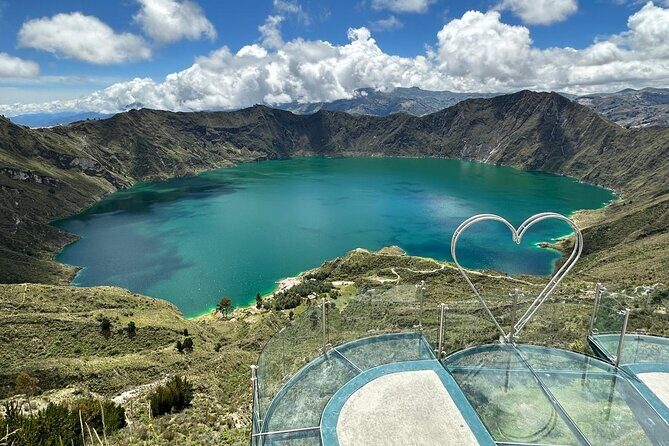 Quilotoa Lagoon Tour All Inclusive Day Trip from Quito - Stop 1: Pujili or Saquisilí Market
