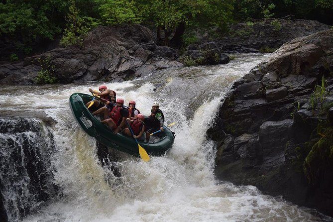 Rafting Class III and IV in Tenorio River from Playa Hermosa - A Detailed Look at the Tenorio River Rafting Tour