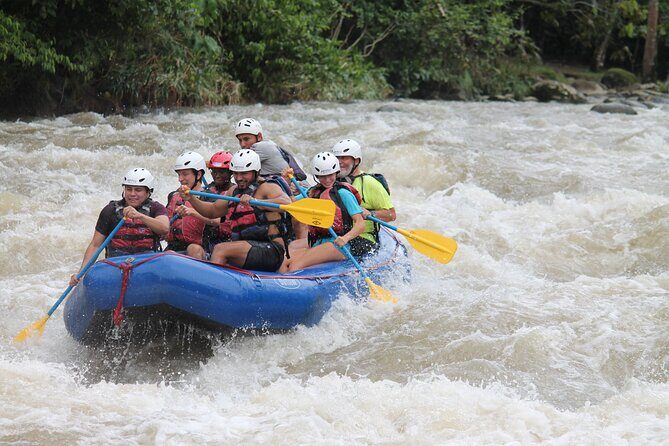 Rafting Costa Rica: Small Group Class III Rafting on Balsa River - The Start: Gear Up for the Rapids