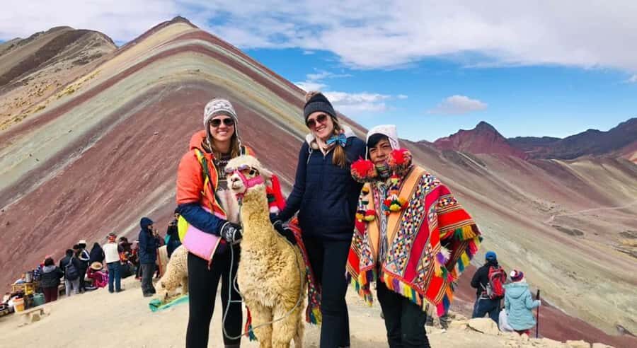 Rainbow Mountain Horseback Riding Tour + Buffet Lunch - FAQs