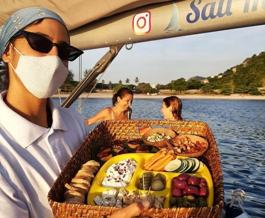 Rio de Janeiro: Boat Tour with Drinks and Swimming - Who Will Enjoy This Tour?