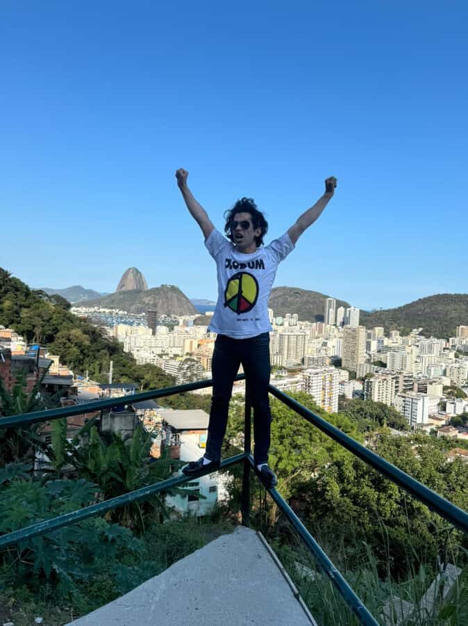 Rio de Janeiro: Favela Santa Marta Top Tour with Local Guide - Exploring the Itinerary in Depth