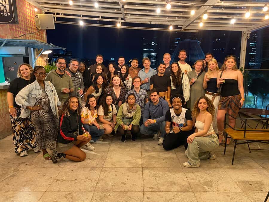 Rio: Lapa Pub Crawl with Live Samba and Shots - The Value of the Experience