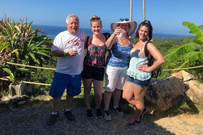 Roatan Horseback and Glass bottom boat Tour - Who Should Consider This Tour?