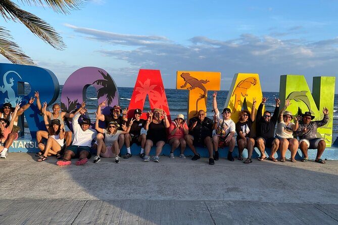 Roatan Monkeys and sloth with chocolate, Rum testing and Beach - What to Expect from the Itinerary