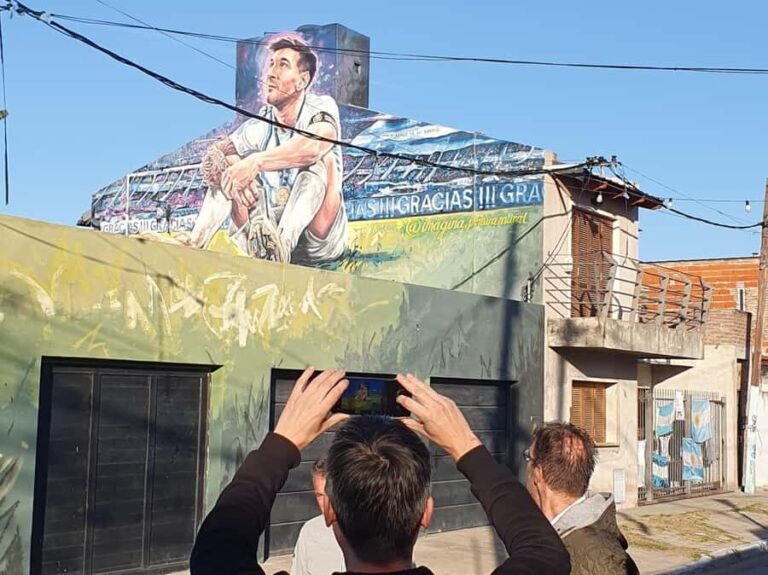 Rosario: Newell's Old Boys Football Match and Messi Tour - The Experience in Detail