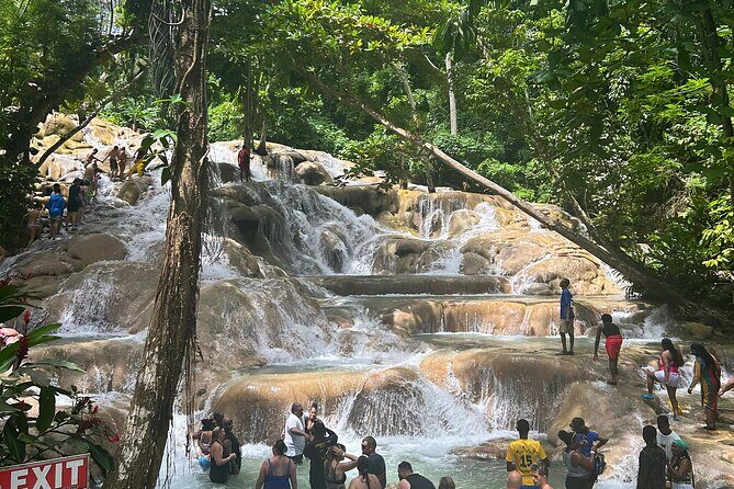 Round Trip Sangsters Montego Bay Airport to Ocho Rios transfers