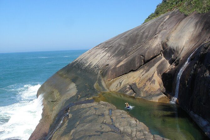 Saco Bravo Waterfall hike (2 days) - FAQs