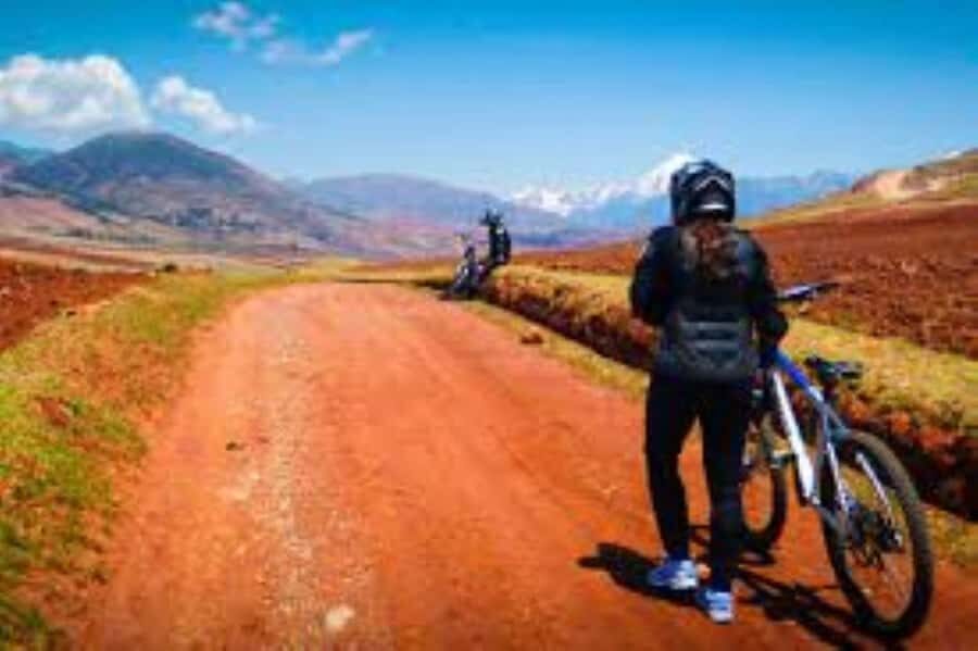 SACRED VALLEY BIKE TOUR 1 DAY - A Closer Look at the Sacred Valley Bike Tour