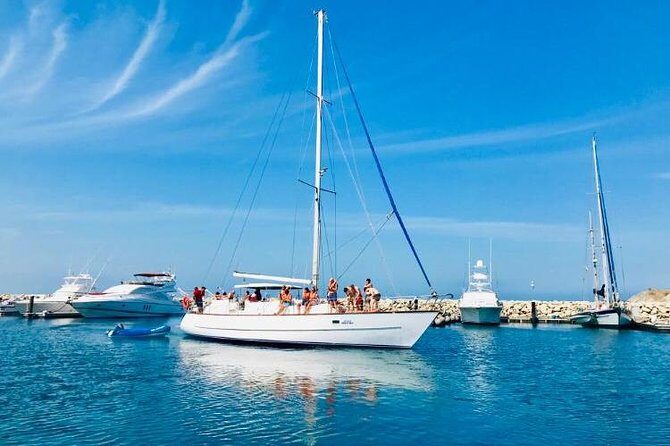Sailing to Tayrona with Luis and his team: Unique! - Setting Sail from Santa Marta