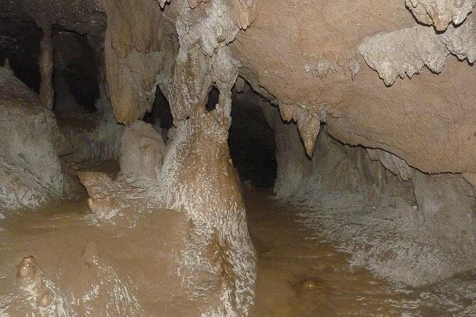 Saint Herman's Cave Hiking and Blue Hole Tour from Belize City - FAQ