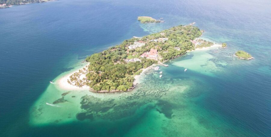 Samana: Cayo Levantado Day Trip by Boat - Food, Drinks, and Beachside Amenities