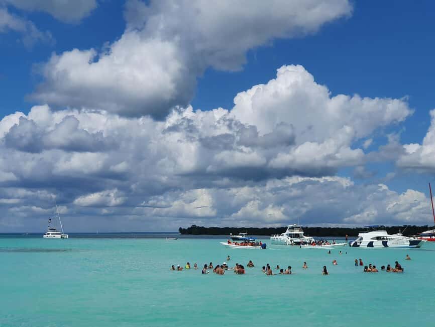 Samana: Saona Island Full-Day Tour with Catamaran Ride - The Catamaran: A Relaxed Morning Ride