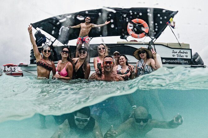 San Andrés Bay Private Marine Safari Tour: Includes DRONE photo - Who Should Consider This Tour?