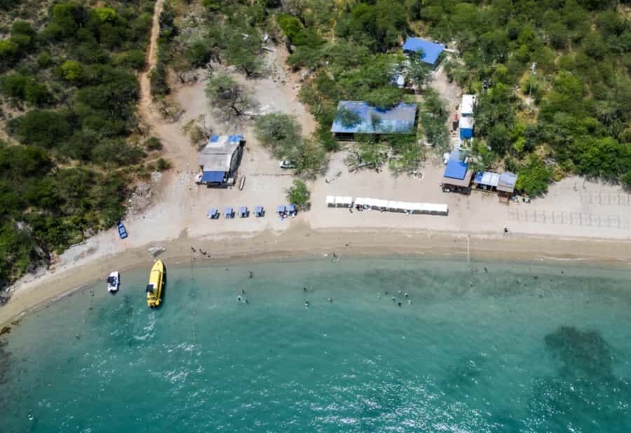 SANTA MARTA: TOUR TO INCA INCA BEACH WITH LUNCH - The Lunch Experience