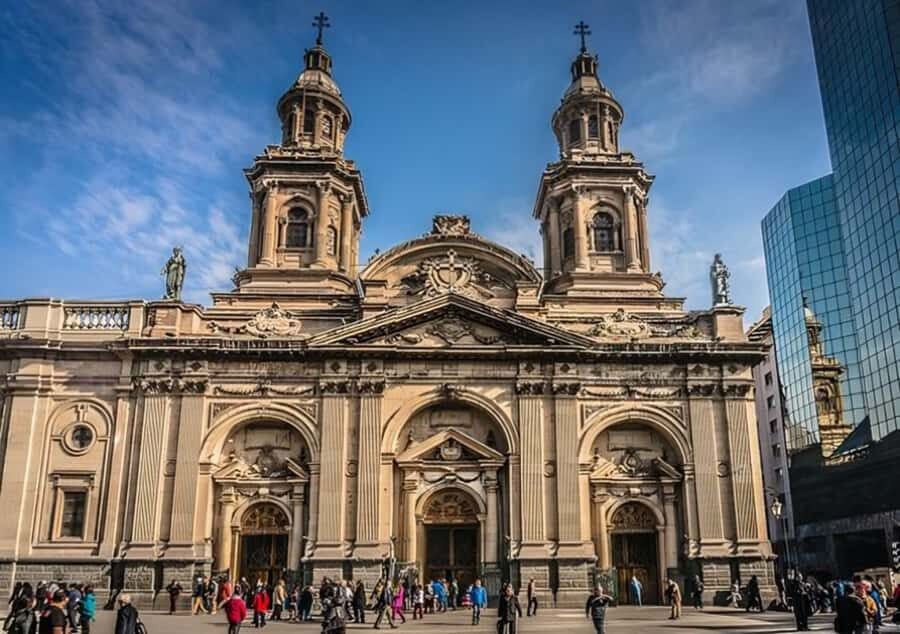 Santiago : Must-See Sites Walking Tour With A Guide - Authentic Value and Traveler Insights