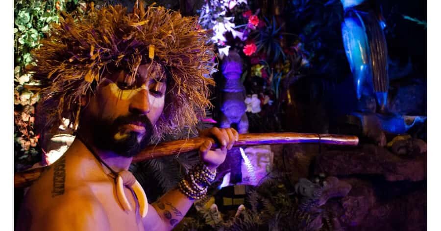 Santiago: Private Dinner & Chilean Folk Show with Transfers - What Makes This Tour Stand Out?