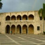 Santo Domingo: Los Tres Ojos, Faro a Colón & Colonial Zone - Who Should Take This Tour?
